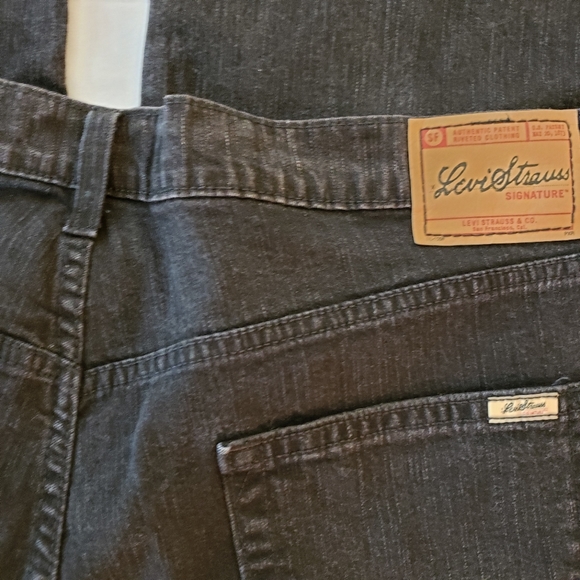 Boot Cut jeans Levi Strauss Signature| Size 16 - Picture 5 of 12